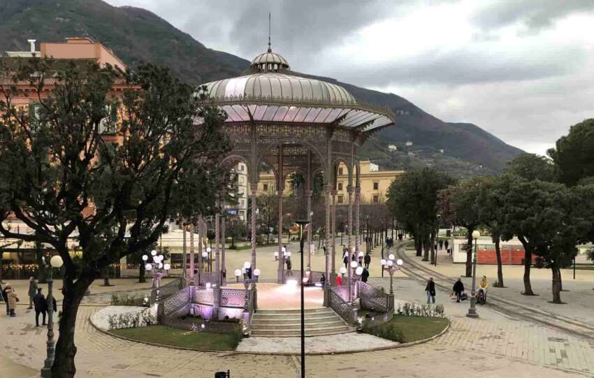 cassa-armonica-di-stabia-illuminata