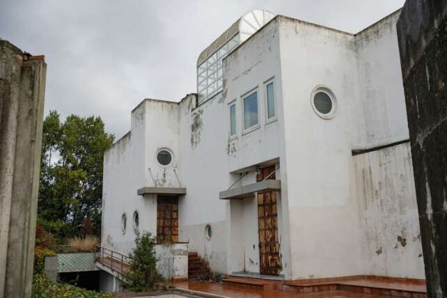 complesso edilizio confiscato